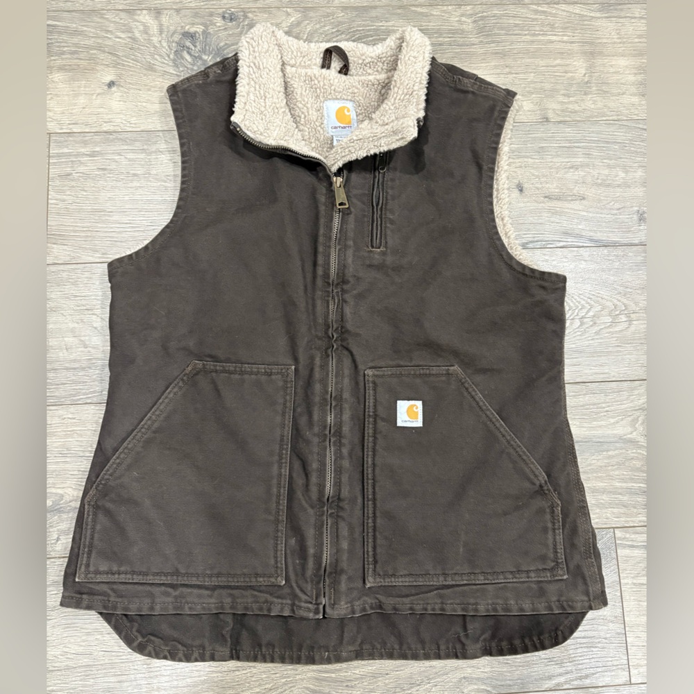 Carhartt Women’s Dark Brown Vest with Sherpa Lining Medium